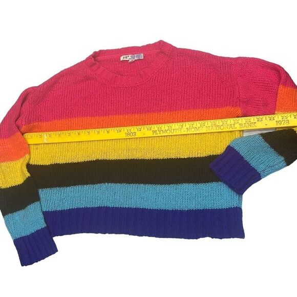 Jolt Women's Multicolor Stripe Lightweight Pullover Sweater Size Medium - Picture 2 of 8